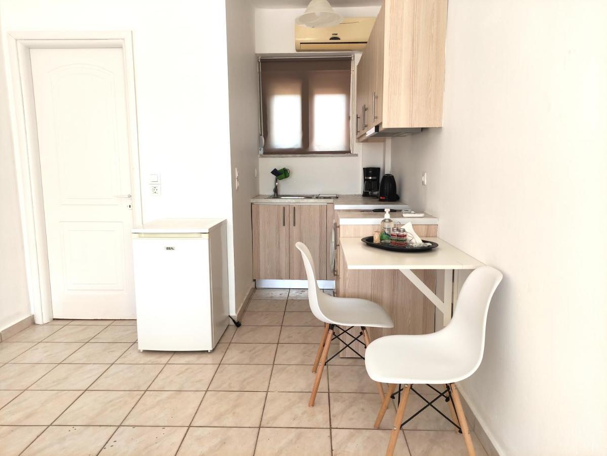 # 6 Giorgos & Chara Apartments Nea Kydonia Eksteriør bilde